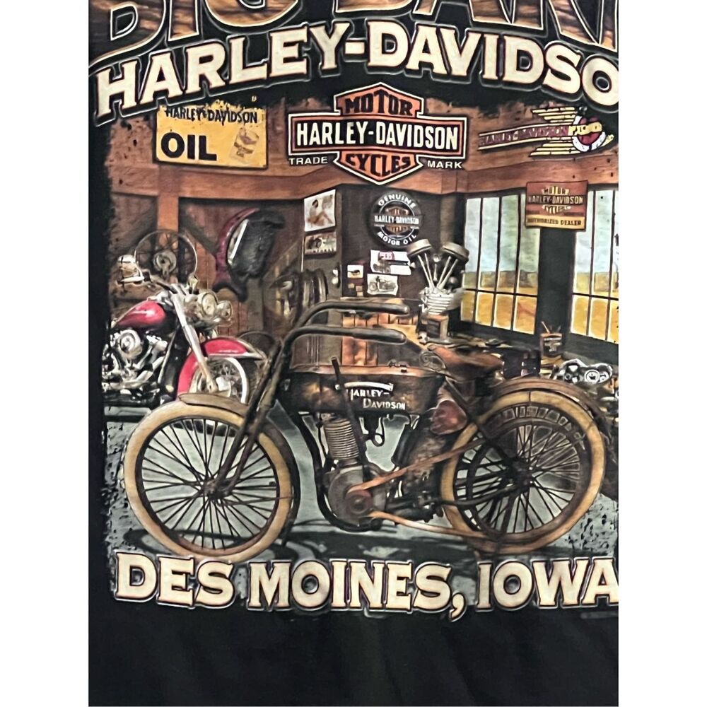 Harley Davidson Des Moines Big Barn Motorcycle T-Shirt Iowa XL
